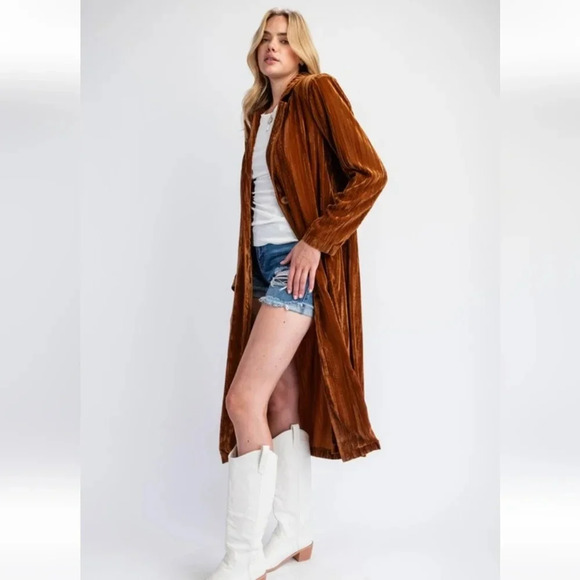 New Easel Camel Ice Velvet Maxi Coat - Picture 5 of 5